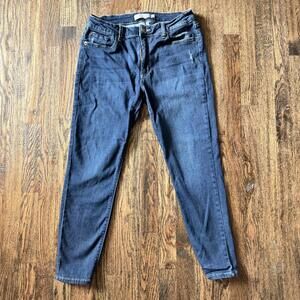 Just USA Women's Casual Blue Denim Jeans with Frayed Hem Size 12/31